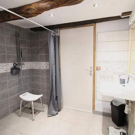 Tatil Evi Avec Piscine Chauffee, Jardin Et Parking Prive Aux Portes Des Merveilles Medievales. - Fr-1-742-556 Saint-Étienne-de-Maurs